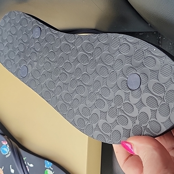 𝅺COACH Clementine Wild Flower Navy Rubber Thong Flip Flop Sandals 11! - Picture 5 of 5